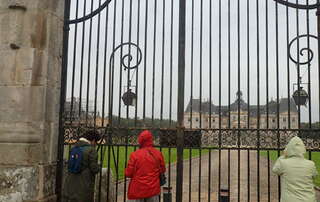 VAUX LE VICOMTE - SORTIE EN CAR